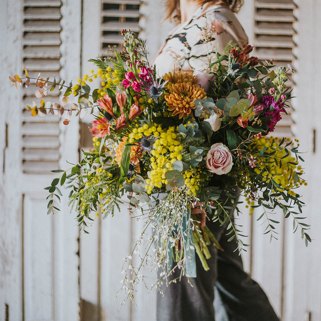 ramo con diferentes flores