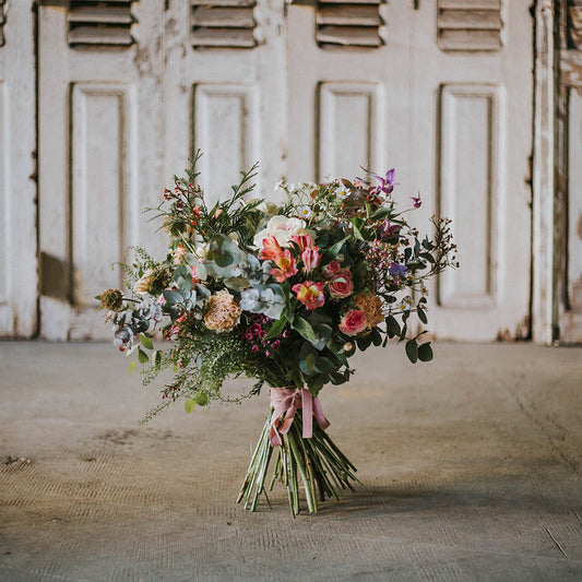 ramo de rosas variadas